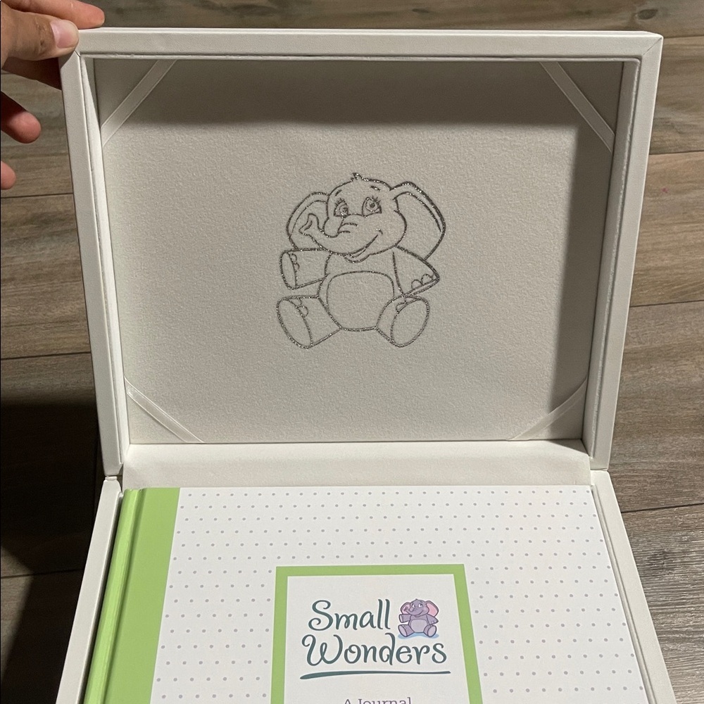 Small Wonders Light Green Baby Storage Box - Picture 3 of 8